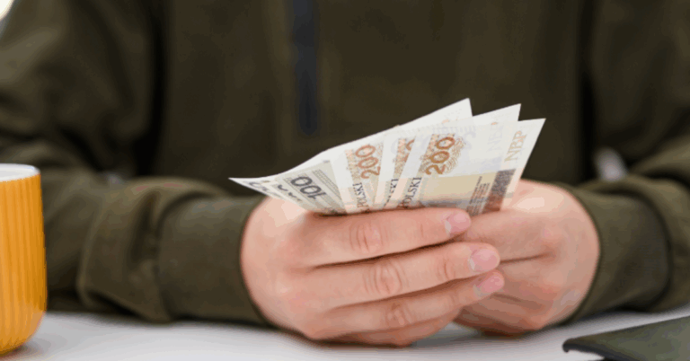 Licensed Money Lender in Singapore: A Comprehensive Guide